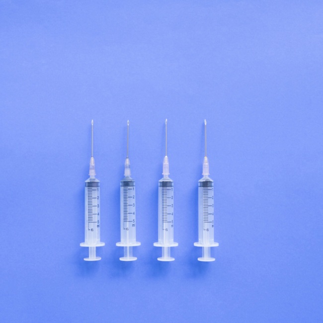 Syringes and needles - Image 2